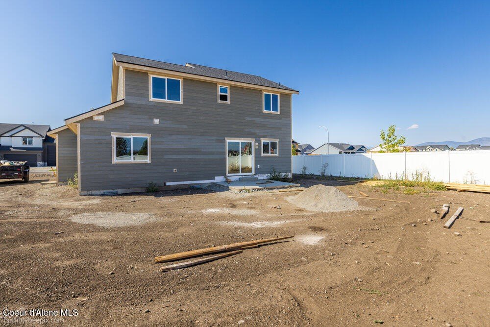 Post Falls, Idaho, 83854, United States, 4 Bedrooms Bedrooms, ,2.5 BathroomsBathrooms,Residential,Forsale,1984590