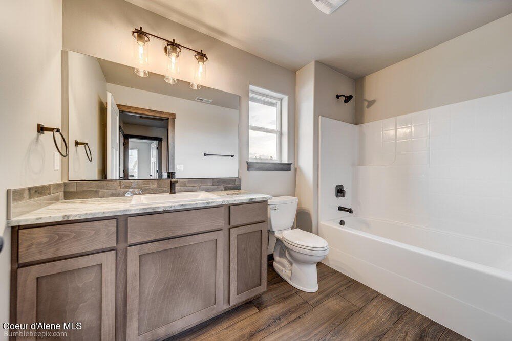 Post Falls, Idaho, 83854, United States, 4 Bedrooms Bedrooms, ,2.5 BathroomsBathrooms,Residential,Forsale,1984590