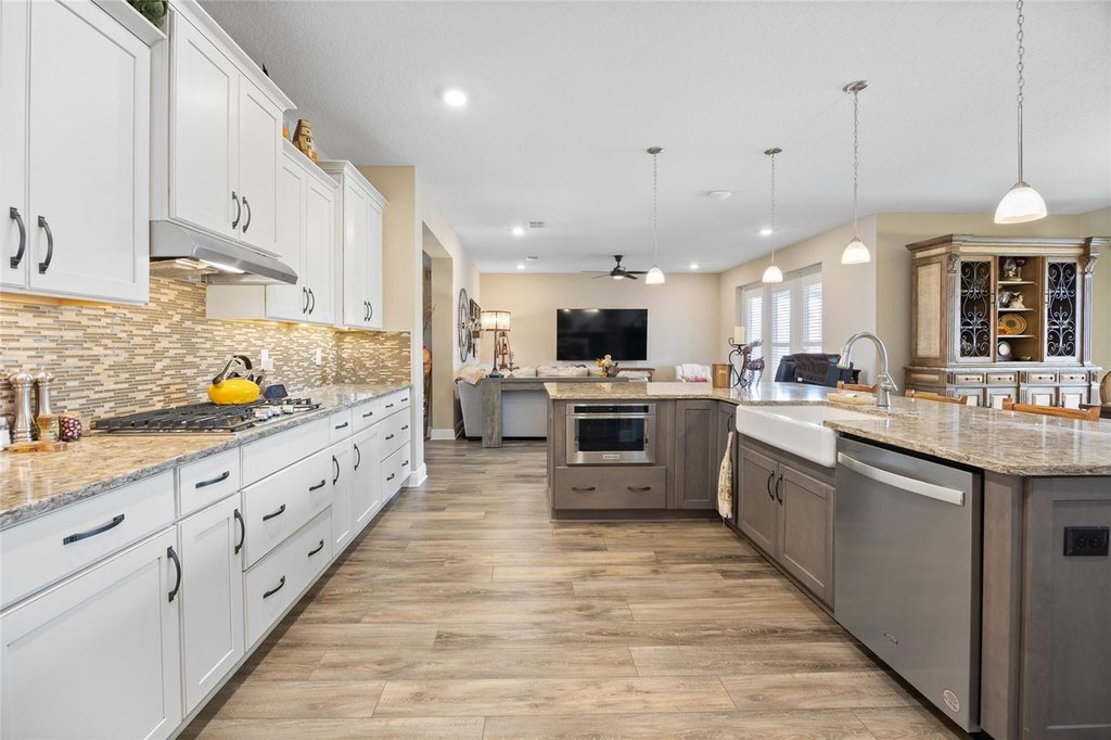 OCALA, Florida, 34481, United States, 3 Bedrooms Bedrooms, ,3 BathroomsBathrooms,Residential,Forsale,1969785