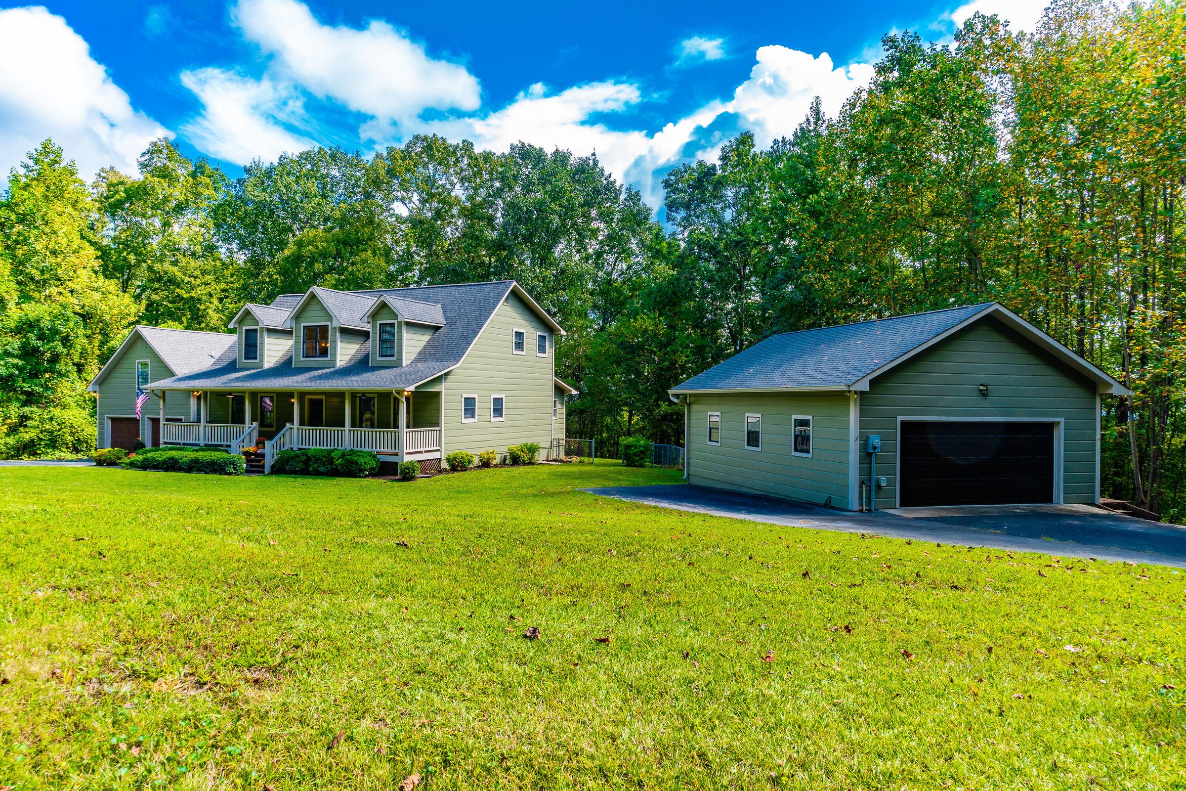 Flintstone, Georgia, 30725, United States, 5 Bedrooms Bedrooms, ,3 BathroomsBathrooms,Residential,Forsale,1963596