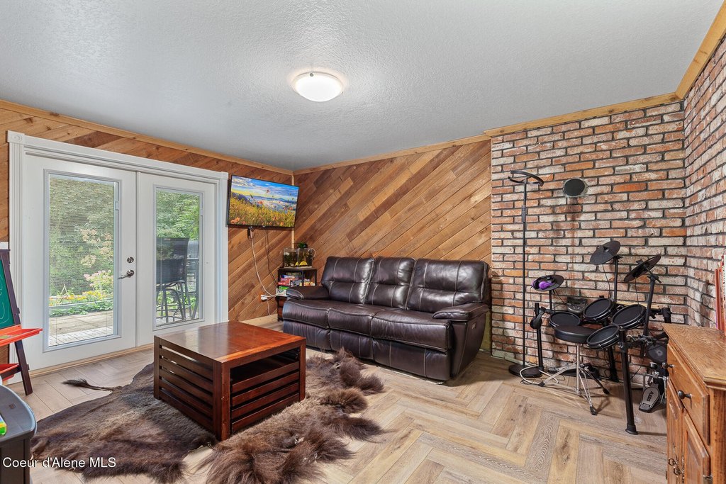 Coeur d'Alene, Idaho, 83815, United States, 3 Bedrooms Bedrooms, ,3 BathroomsBathrooms,Residential,Forsale,1984584