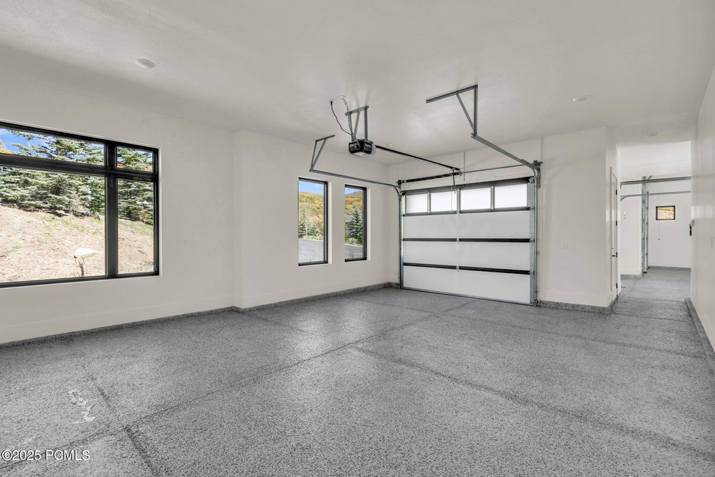 Kamas, Utah, 84036, United States, 4 Bedrooms Bedrooms, ,4.5 BathroomsBathrooms,Residential,Forsale,1994170