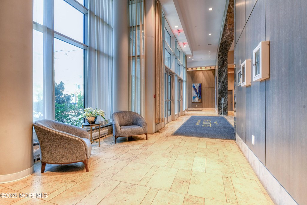 Long Branch, New Jersey, 07740, United States, 1 Bedroom Bedrooms, ,1 BathroomBathrooms,Residential,Forsale,1984571