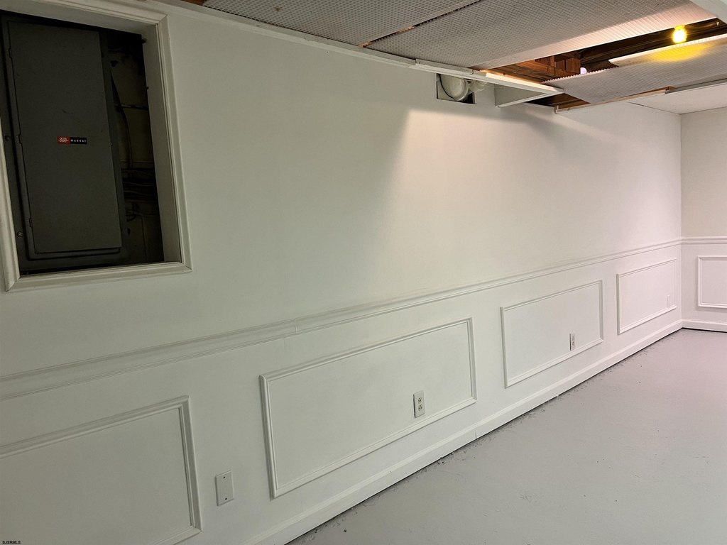 Linwood, New Jersey, 08221, United States, 5 Bedrooms Bedrooms, ,3.5 BathroomsBathrooms,Residential,Forsale,1994000