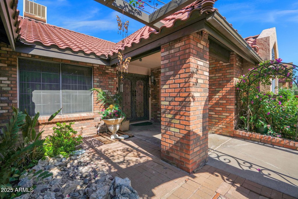 Mesa, Arizona, 85210, United States, 4 Bedrooms Bedrooms, ,2 BathroomsBathrooms,Residential,Forsale,2004919