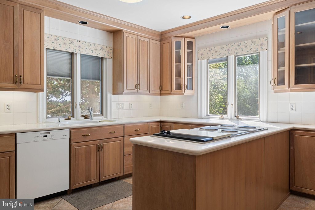 YARDLEY, Pennsylvania, 19067, United States, ,Commercial,Forsale,1905150