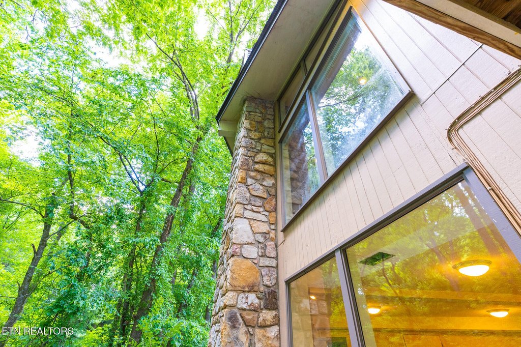 Knoxville, Tennessee, 37919, United States, 4 Bedrooms Bedrooms, ,3.5 BathroomsBathrooms,Residential,Forsale,1893800