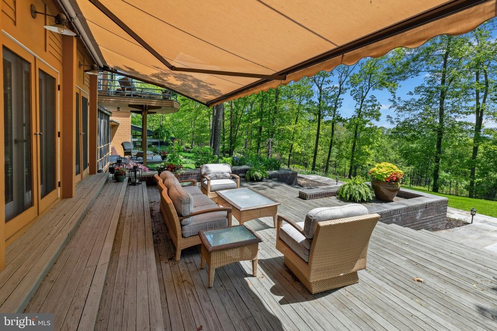 HENRYVILLE, Pennsylvania, 18332, United States, 6 Bedrooms Bedrooms, ,7.5 BathroomsBathrooms,Residential,Forsale,2014635