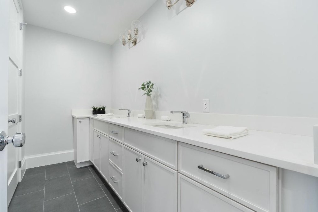 Delray Beach, Florida, 33445, United States, 4 Bedrooms Bedrooms, ,5.5 BathroomsBathrooms,Residential,Forsale,2009889