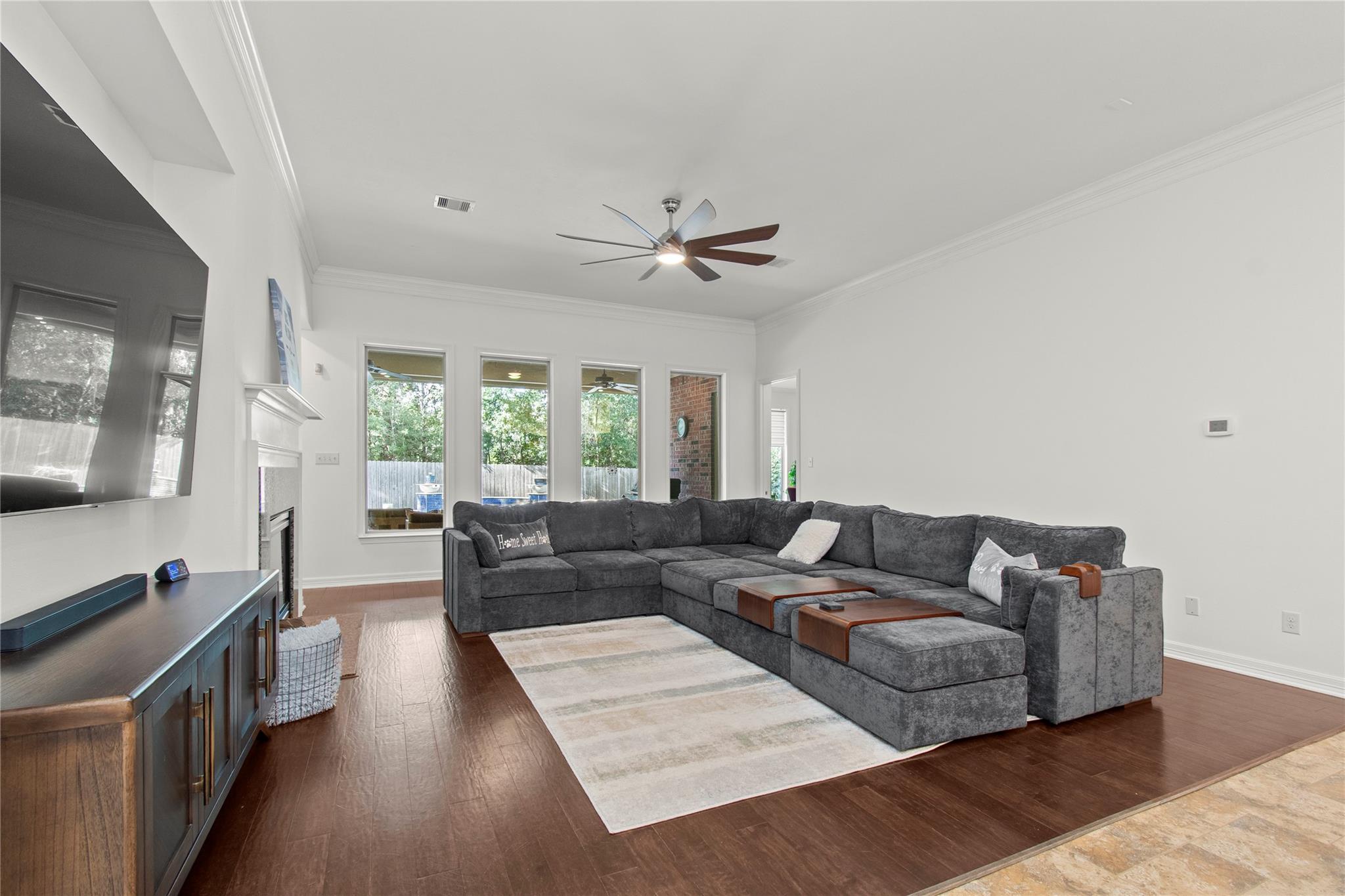 Conroe, Texas, 77302, United States, 4 Bedrooms Bedrooms, ,3 BathroomsBathrooms,Residential,Forsale,2010633