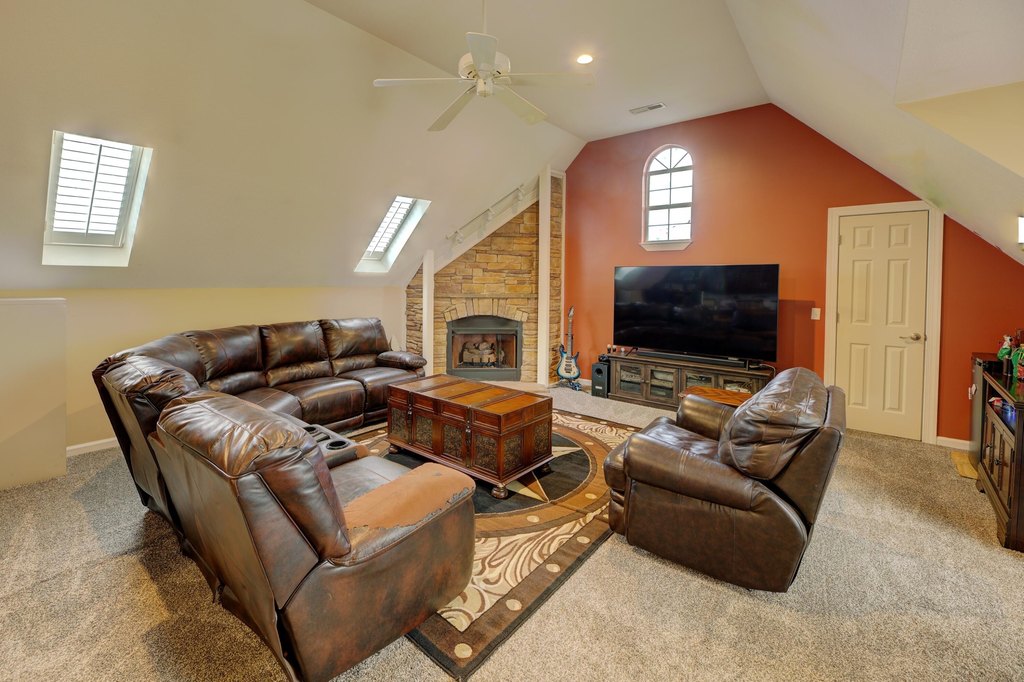 Hixson, Tennessee, 37343, United States, 3 Bedrooms Bedrooms, ,3.5 BathroomsBathrooms,Residential,Forsale,2011258