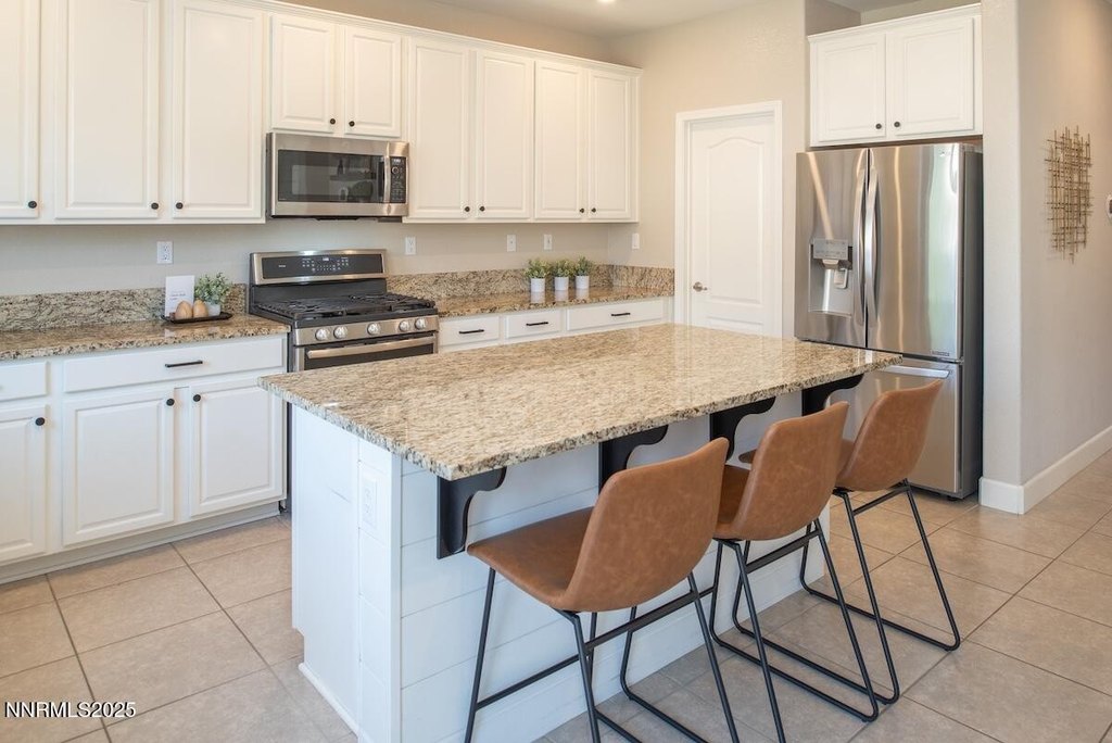 Reno, Nevada, 89521, United States, 4 Bedrooms Bedrooms, ,2.5 BathroomsBathrooms,Residential,Forsale,2012839