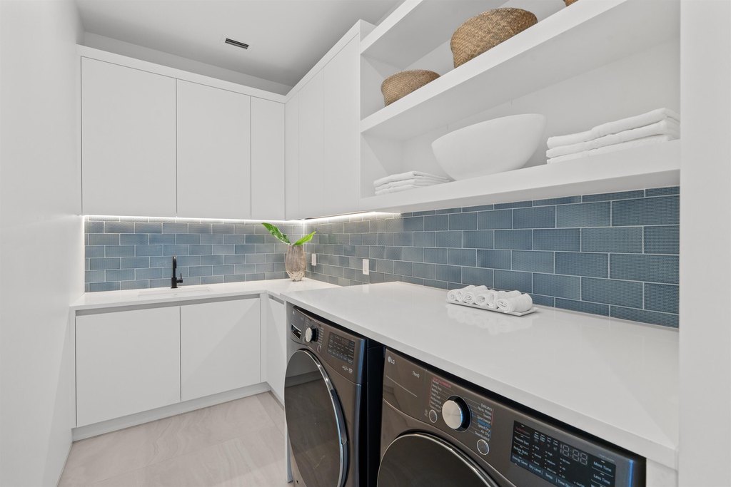 Delray Beach, Florida, 33483, United States, 3 Bedrooms Bedrooms, ,3.5 BathroomsBathrooms,Residential,Forsale,2010636