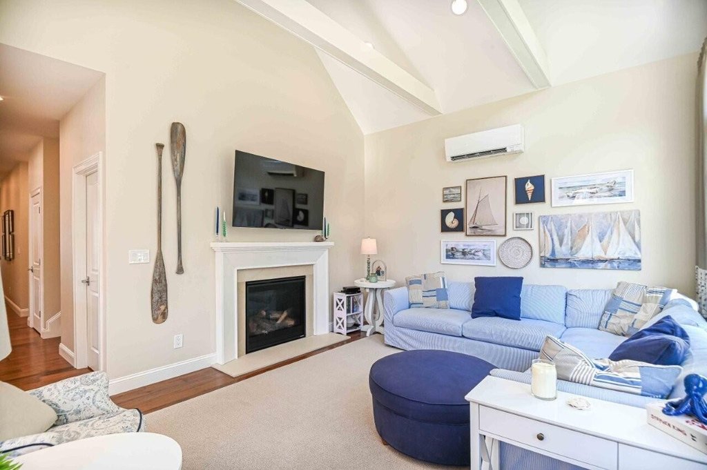 Ogunquit, Maine, 03907, United States, 4 Bedrooms Bedrooms, ,3 BathroomsBathrooms,Residential,Forsale,1894028