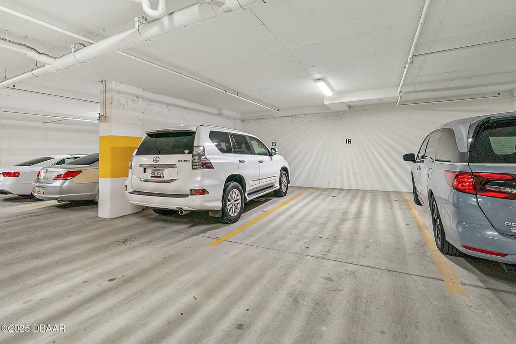 Daytona Beach Shores, Florida, 32118, United States, 3 Bedrooms Bedrooms, ,2 BathroomsBathrooms,Residential,Forsale,1990151