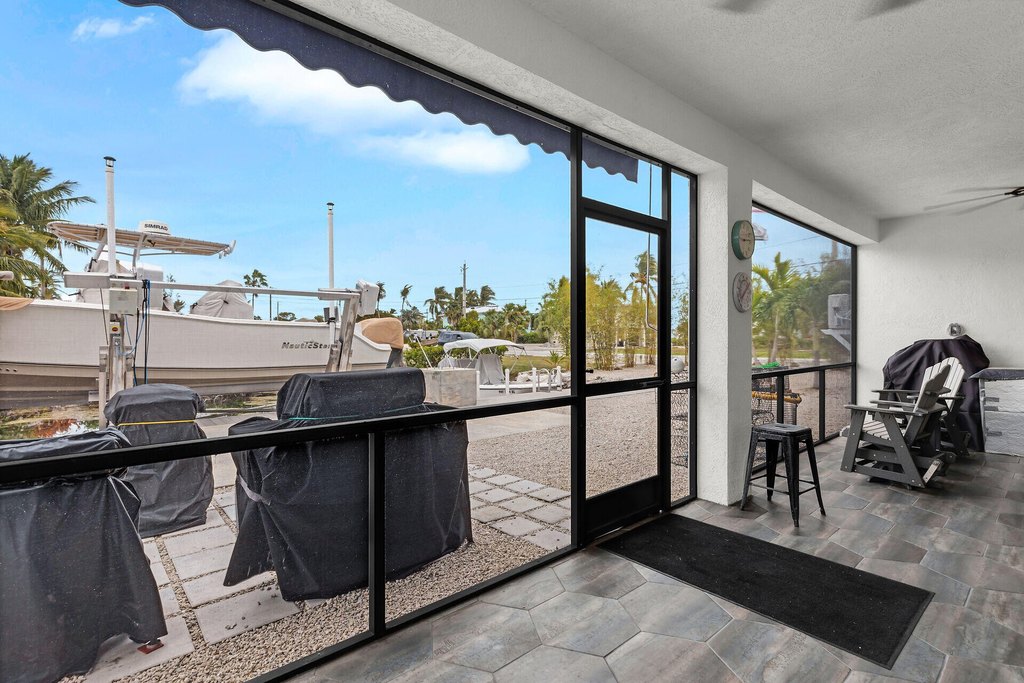 Big Pine Key, Florida, 33043, United States, 3 Bedrooms Bedrooms, ,3 BathroomsBathrooms,Residential,Forsale,1972000