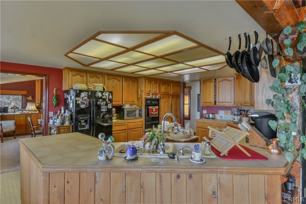 Cedarpines Park, California, 92322, United States, 7 Bedrooms Bedrooms, ,4 BathroomsBathrooms,Residential,Forsale,1968448