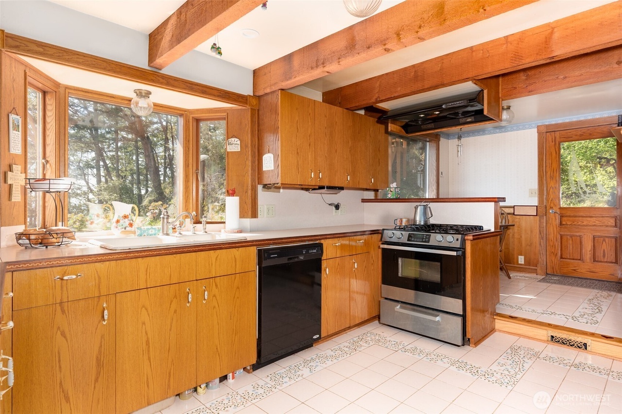 Anacortes, Washington, 98221, United States, 3 Bedrooms Bedrooms, ,2 BathroomsBathrooms,Land,Forsale,1965879