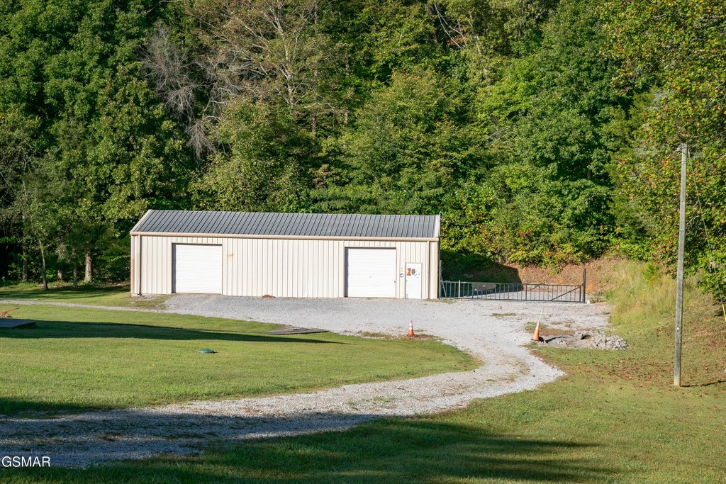 Sevierville, Tennessee, 37862, United States, 3 Bedrooms Bedrooms, ,2 BathroomsBathrooms,Residential,Forsale,1973584