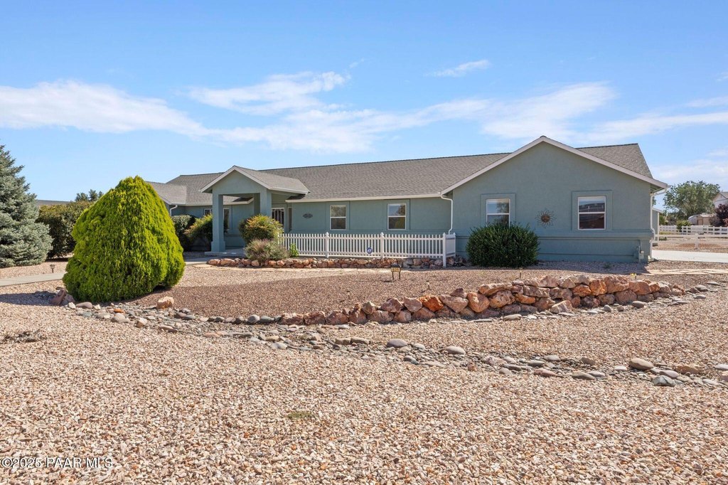 Chino Valley, Arizona, 86323, United States, 3 Bedrooms Bedrooms, ,2 BathroomsBathrooms,Residential,Forsale,1994067