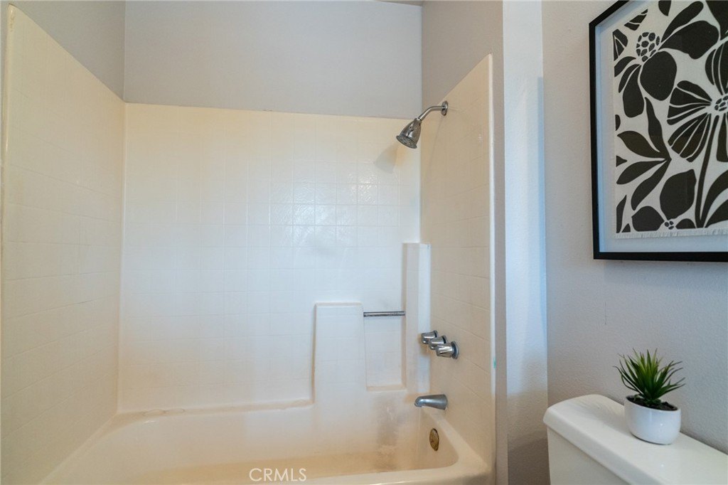 Temecula, California, 92592, United States, 3 Bedrooms Bedrooms, ,3.5 BathroomsBathrooms,Residential,Forsale,2007690