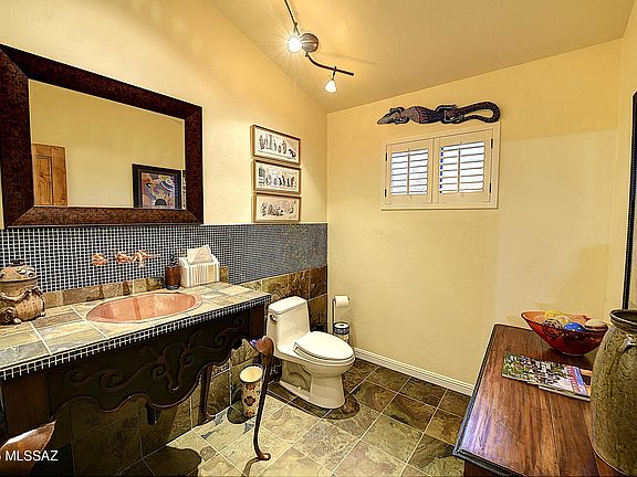 Tucson, Arizona, 85718, United States, 4 Bedrooms Bedrooms, ,3 BathroomsBathrooms,Residential,Forsale,1963534