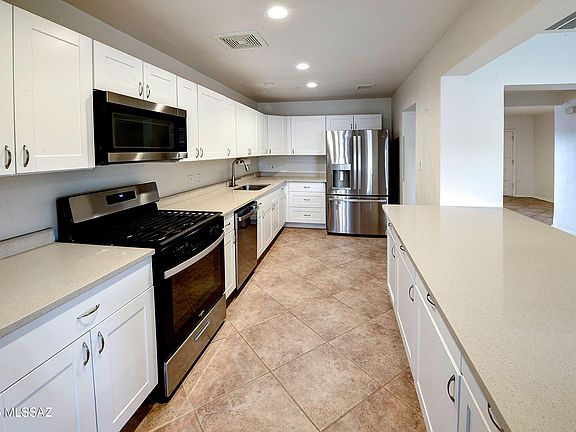 Tucson, Arizona, 85716, United States, 3 Bedrooms Bedrooms, ,2 BathroomsBathrooms,Residential,Forsale,1963538