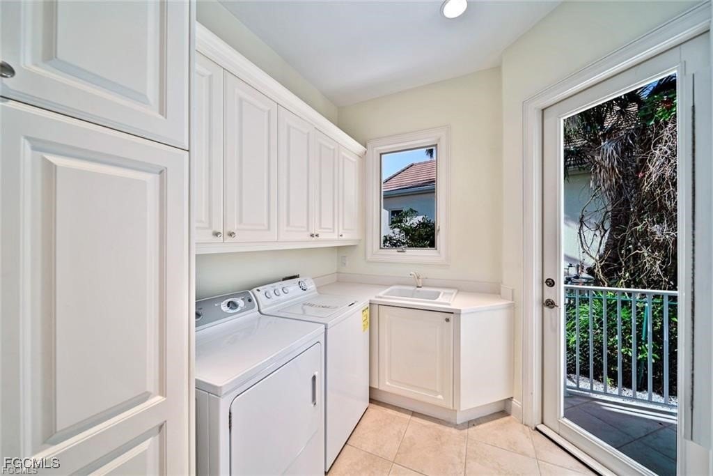 Sanibel, Florida, 33957, United States, 4 Bedrooms Bedrooms, ,3.5 BathroomsBathrooms,Residential,Forsale,1971929