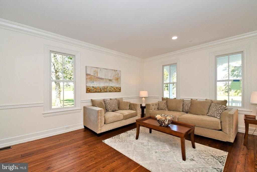 FURLONG, Pennsylvania, 18925, United States, 6 Bedrooms Bedrooms, ,3.5 BathroomsBathrooms,Residential,Forsale,1973387