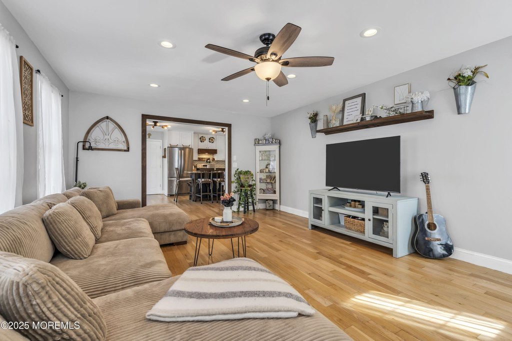 Island Heights, New Jersey, 08732, United States, 4 Bedrooms Bedrooms, ,2.5 BathroomsBathrooms,Residential,Forsale,1994045