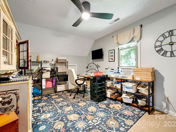 Mills River, North Carolina, 28759, United States, 3 Bedrooms Bedrooms, ,4 BathroomsBathrooms,Residential,Forsale,2004157