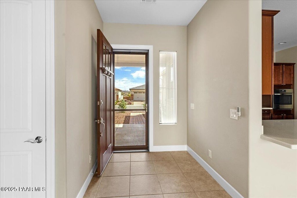 Prescott, Arizona, 86301, United States, 3 Bedrooms Bedrooms, ,2 BathroomsBathrooms,Residential,Forsale,1994058