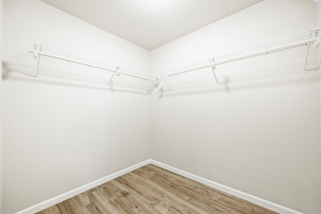 Richland, Washington, 99352, United States, 4 Bedrooms Bedrooms, ,2.5 BathroomsBathrooms,Residential,Forsale,1990696