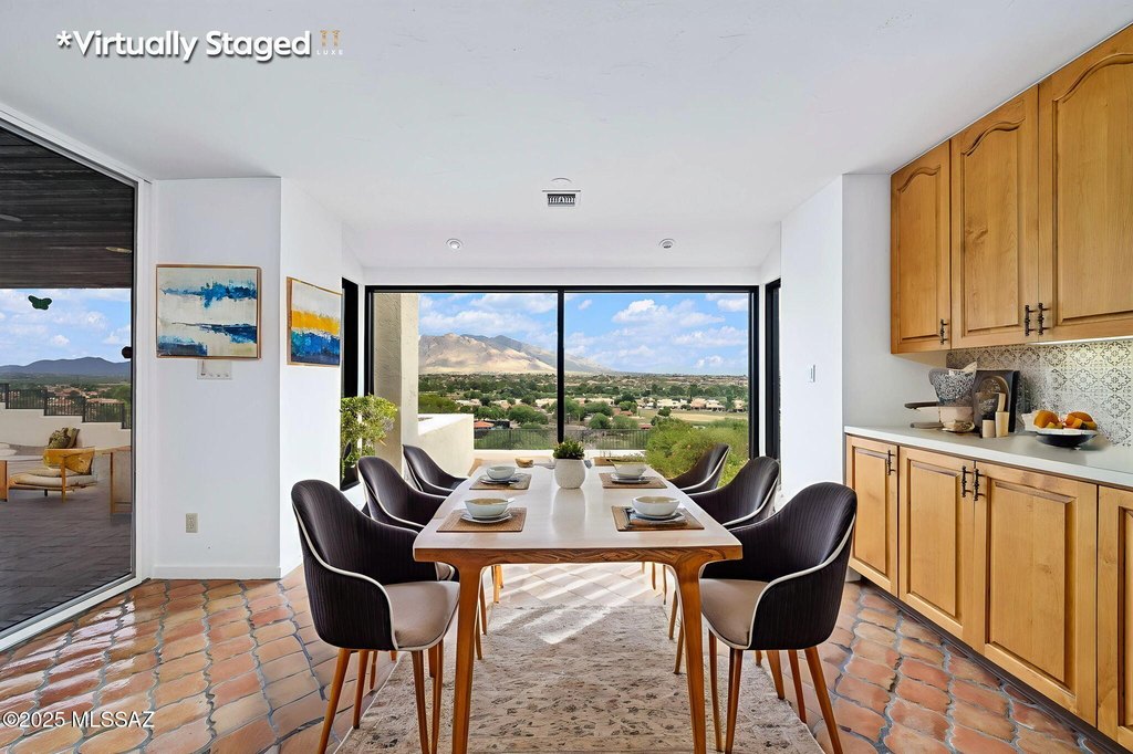 Tucson, Arizona, 85742, United States, 3 Bedrooms Bedrooms, ,2.5 BathroomsBathrooms,Residential,Forsale,1990088