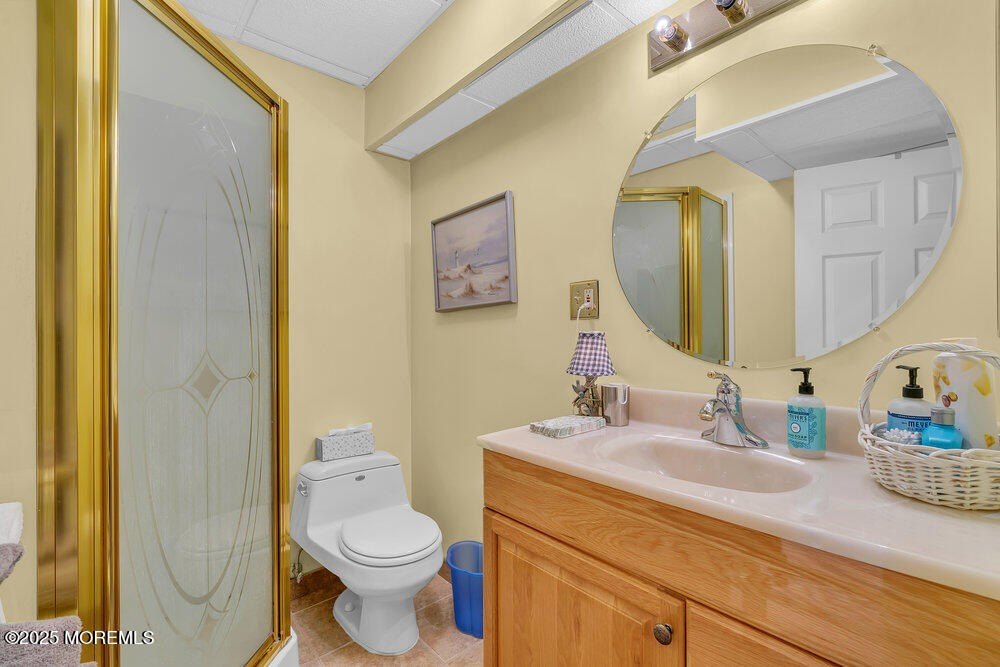 Howell, New Jersey, 07731, United States, 5 Bedrooms Bedrooms, ,3.5 BathroomsBathrooms,Residential,Forsale,1984548