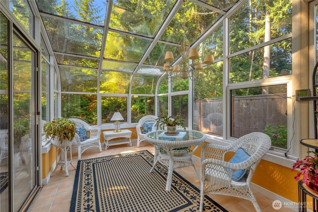 Everett, Washington, 98208, United States, 3 Bedrooms Bedrooms, ,2 BathroomsBathrooms,Residential,Forsale,1965889