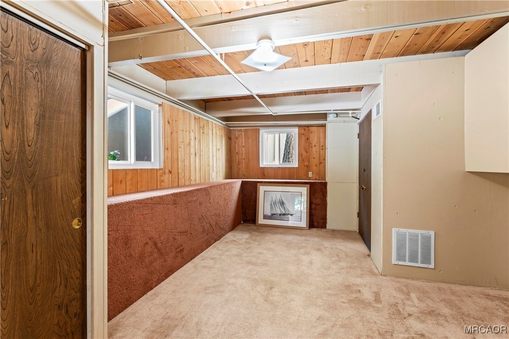 Lake Arrowhead, California, 92352, United States, 3 Bedrooms Bedrooms, ,2.5 BathroomsBathrooms,Residential,Forsale,2004859