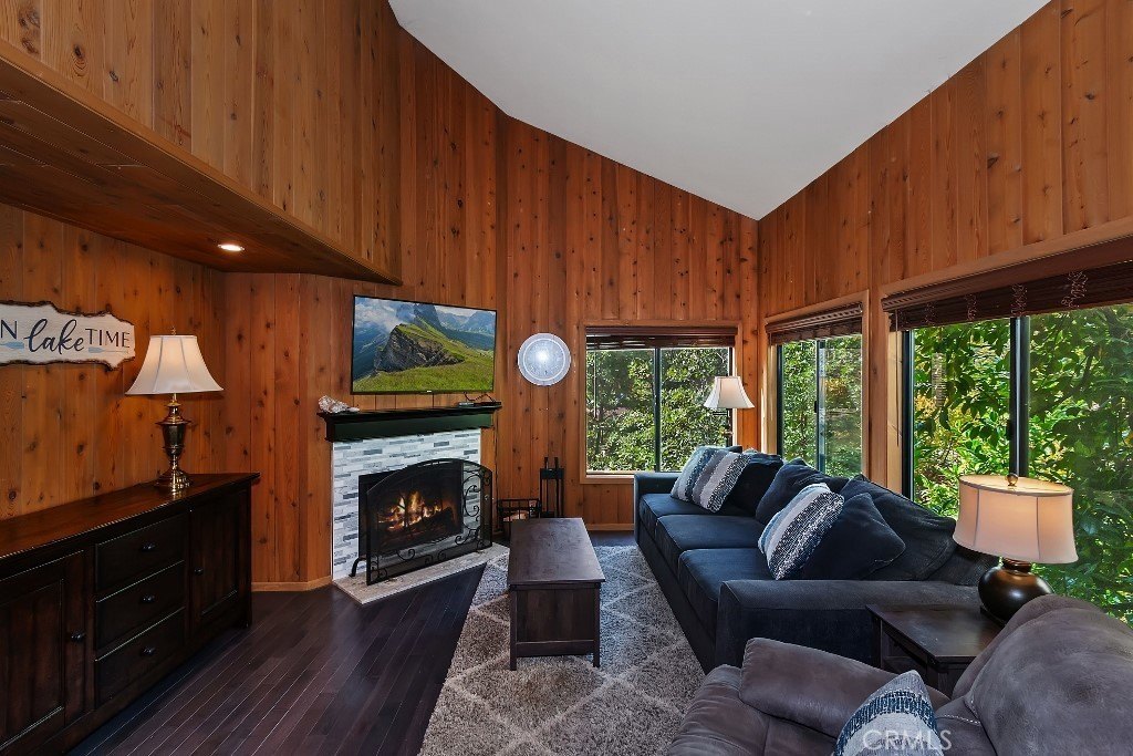 Lake Arrowhead, California, 92352, United States, 3 Bedrooms Bedrooms, ,2 BathroomsBathrooms,Residential,Forsale,2013215