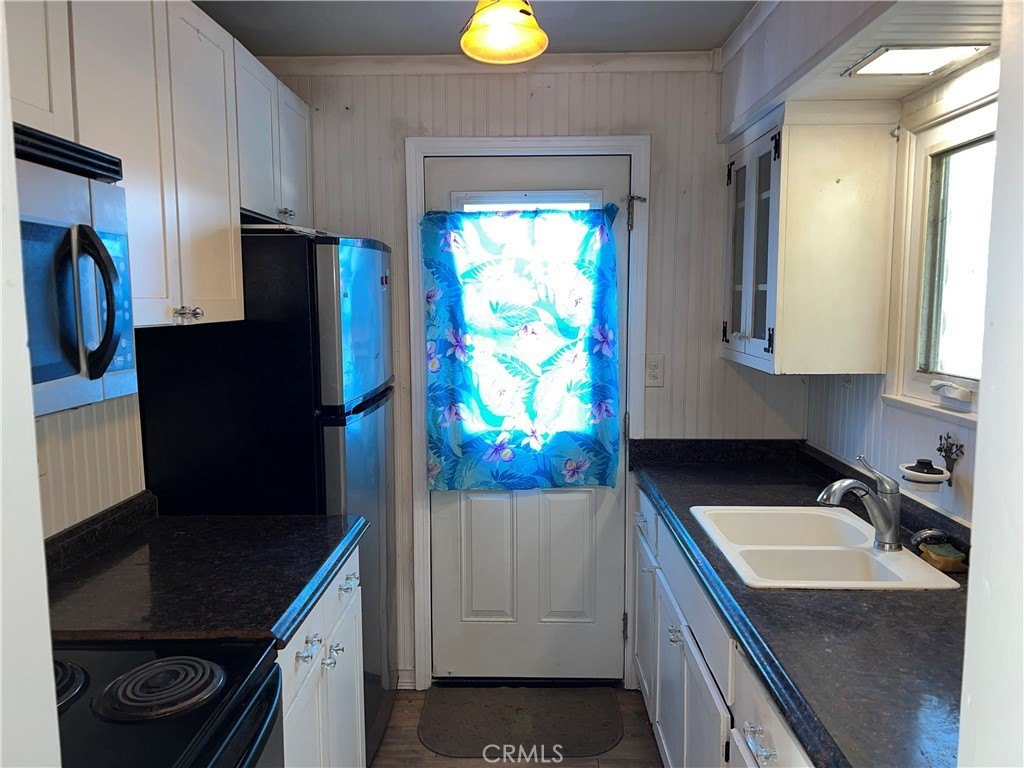 Cambria, California, 93428, United States, 1 Bedroom Bedrooms, ,1 BathroomBathrooms,Residential,Forsale,2009043