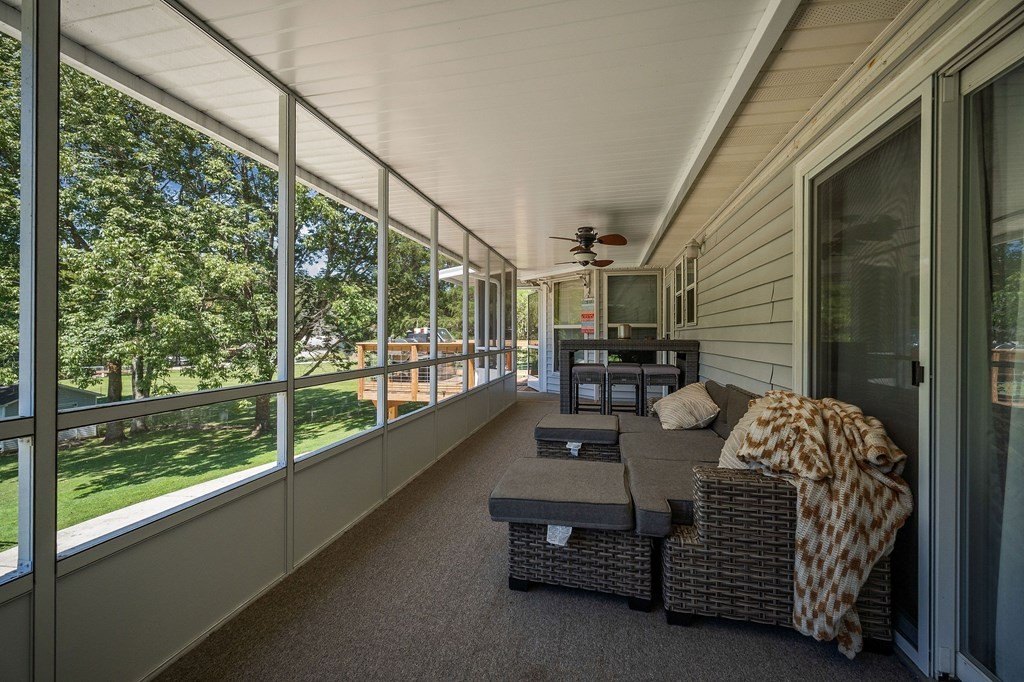 Sparta, Tennessee, 38583, United States, 3 Bedrooms Bedrooms, ,2.5 BathroomsBathrooms,Residential,Forsale,1996598