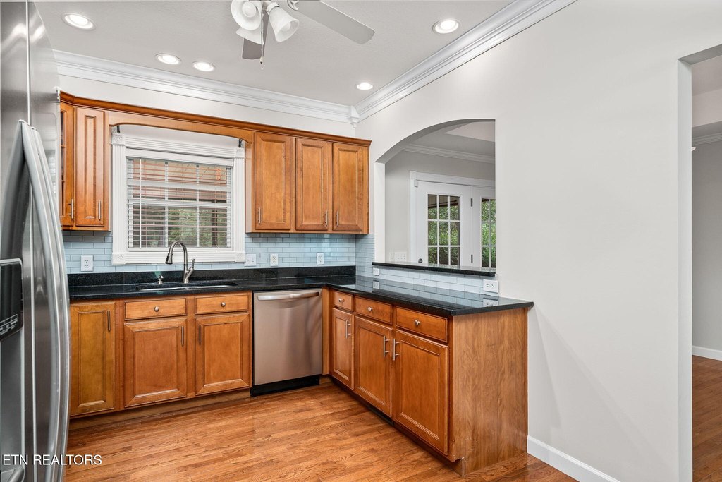 Cookeville, Tennessee, 38506, United States, 3 Bedrooms Bedrooms, ,2.5 BathroomsBathrooms,Residential,Forsale,1942468