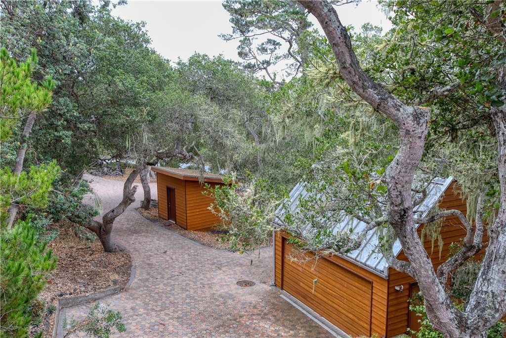 Cambria, California, 93428, United States, 3 Bedrooms Bedrooms, ,2.5 BathroomsBathrooms,Residential,Forsale,2009039