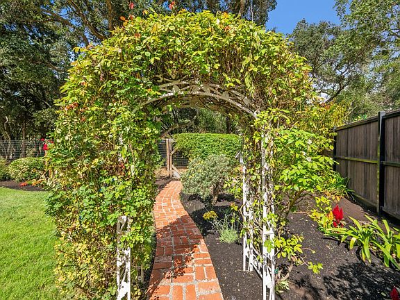 Santa Rosa, California, 95409, United States, 3 Bedrooms Bedrooms, ,2 BathroomsBathrooms,Residential,Forsale,1985932