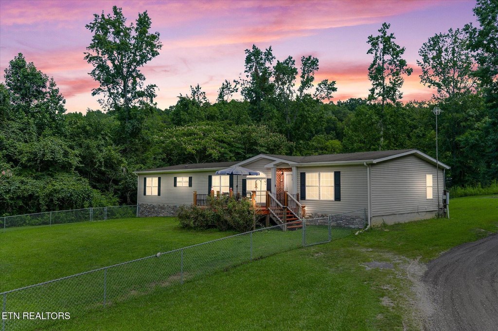 Decatur, Tennessee, 37322, United States, 4 Bedrooms Bedrooms, ,2 BathroomsBathrooms,Residential,Forsale,1929848