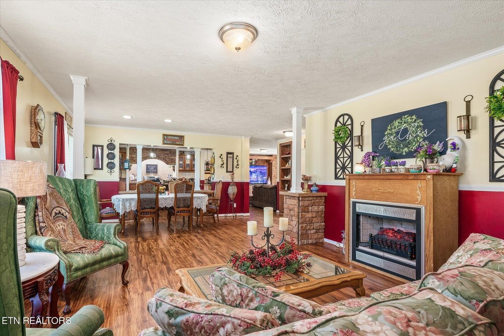 Decatur, Tennessee, 37322, United States, 4 Bedrooms Bedrooms, ,2 BathroomsBathrooms,Residential,Forsale,1929848