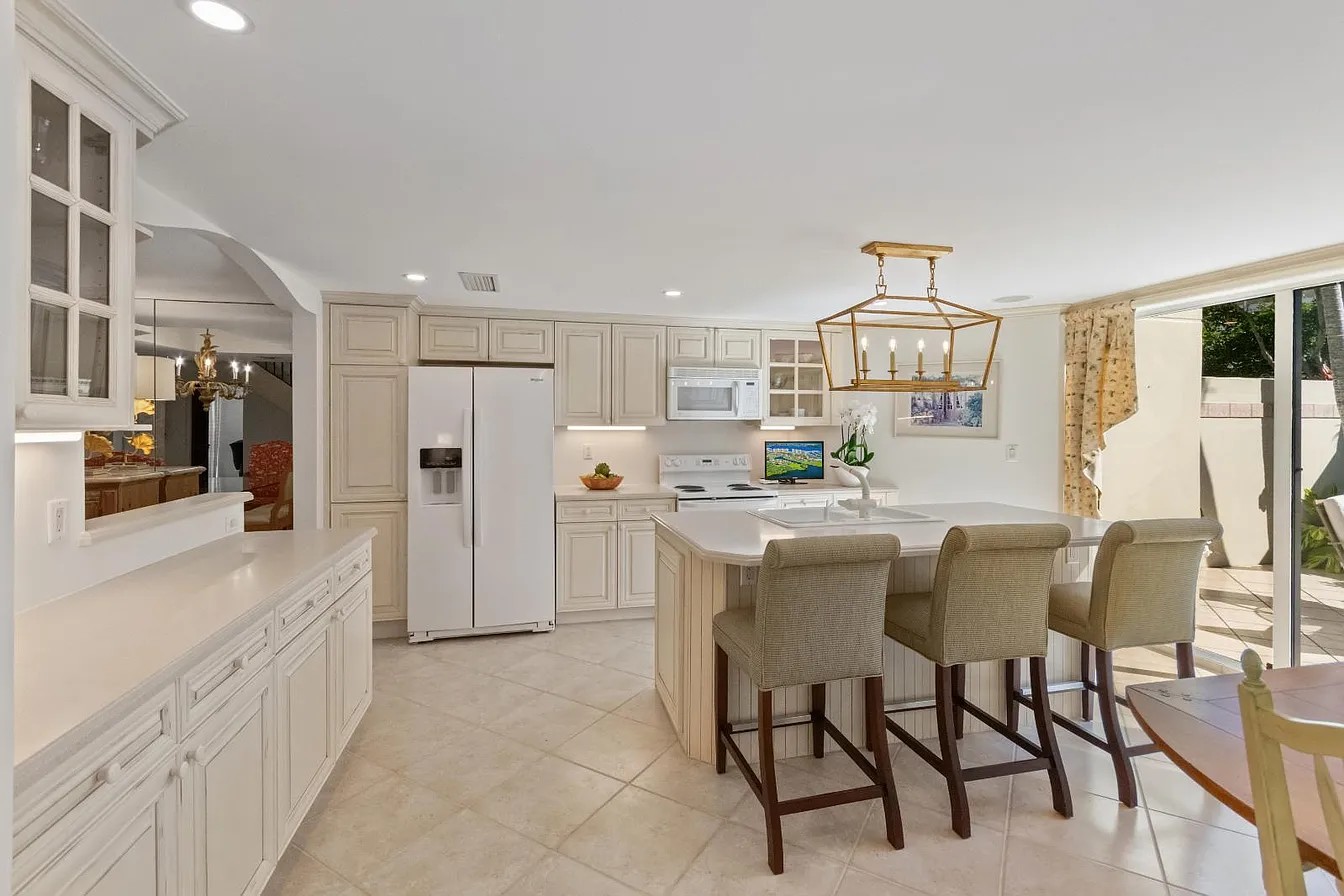 North Palm Beach, Florida, 33408, United States, 4 Bedrooms Bedrooms, ,4 BathroomsBathrooms,Residential,Forsale,1969934