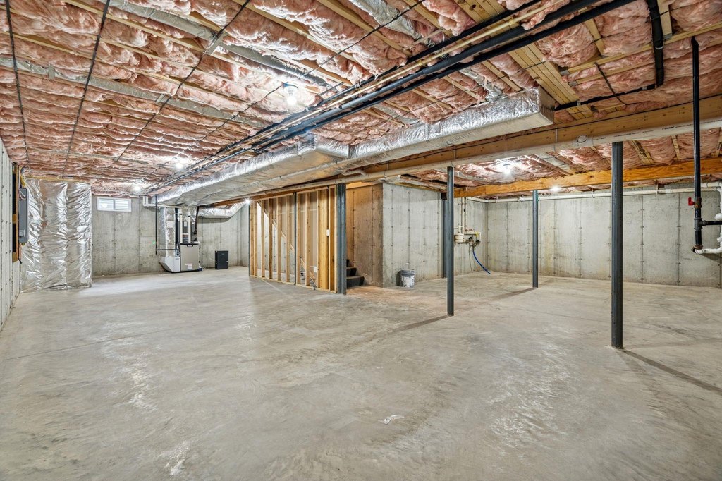 Portsmouth, New Hampshire, 03801, United States, 4 Bedrooms Bedrooms, ,2.5 BathroomsBathrooms,Residential,Forsale,2002371