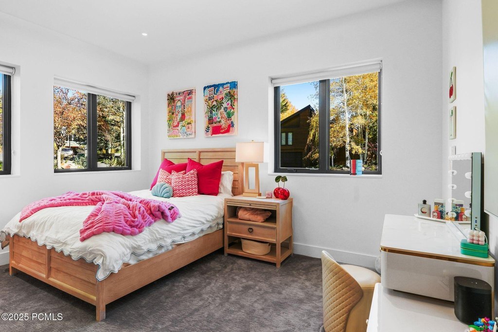 Park City, Utah, 84060, United States, 5 Bedrooms Bedrooms, ,4.5 BathroomsBathrooms,Residential,Forsale,2004724