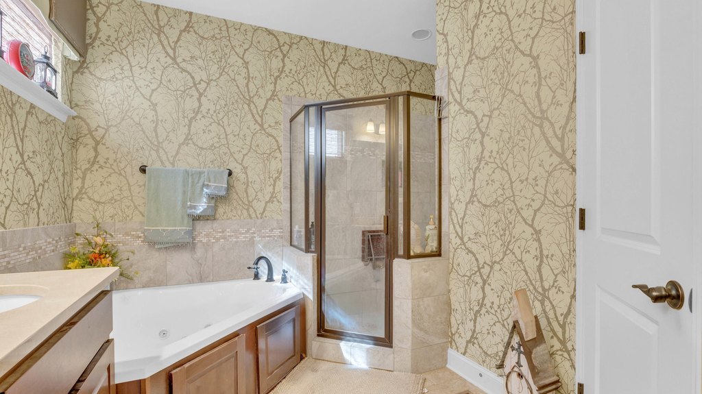 Ooltewah, Tennessee, 37363, United States, 5 Bedrooms Bedrooms, ,3.5 BathroomsBathrooms,Residential,Forsale,2009581