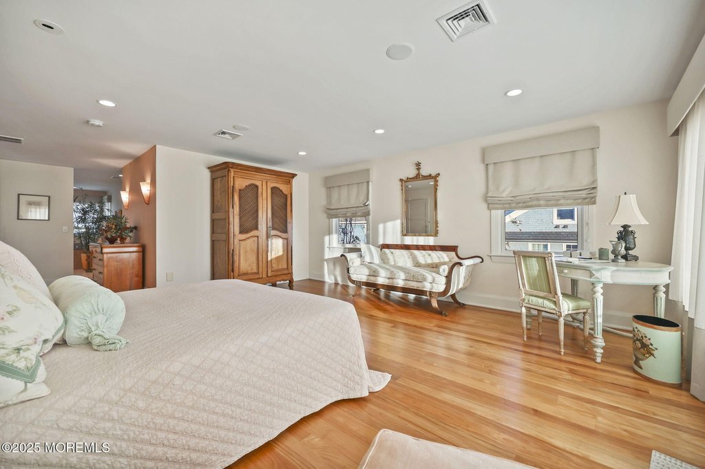 Spring Lake, New Jersey, 07762, United States, 4 Bedrooms Bedrooms, ,5 BathroomsBathrooms,Residential,Forsale,1984564